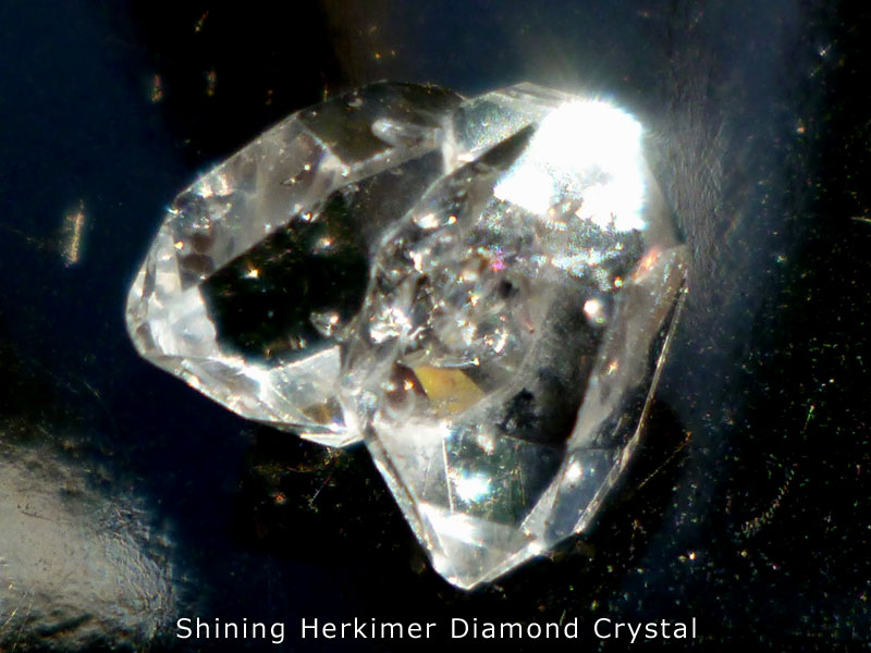 輝くハーキマーダイヤモンド水晶