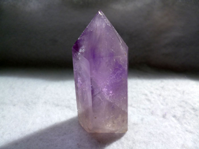 アメジスト原石、紫水晶、レインボークォーツ、虹入り、ポイント225
