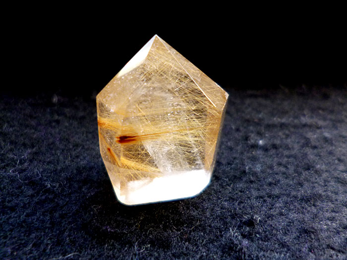 ミニゴールドタイチンルチルクォーツ、水晶ポイント（束状金針水晶原石）268
